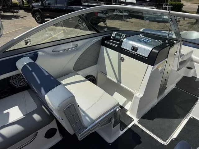 Slide: The Image of MasterCraft X-35 2012 - 15