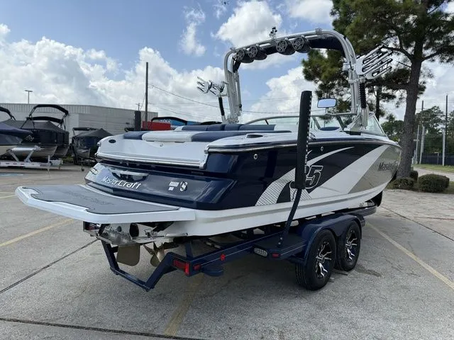 Slide: The Image of MasterCraft X-35 2012 - 8