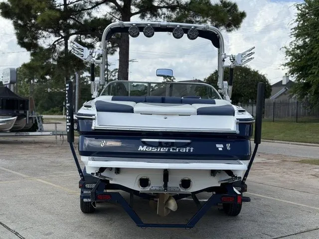 Slide: The Image of MasterCraft X-35 2012 - 9