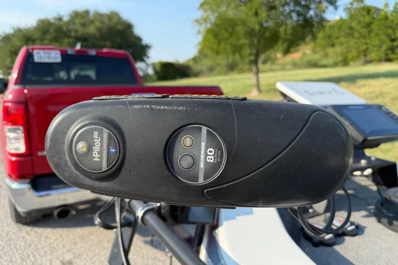 Slide: The Image of Control panel of a 2008 Bee Line 286 Pro Vee boat with i-Pilot system. - 21