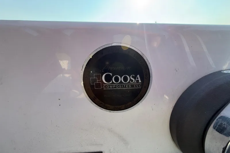 Slide: The Image of Sticker on 2008 Bee Line 286 Pro Vee featuring Coosa Composites logo. - 54