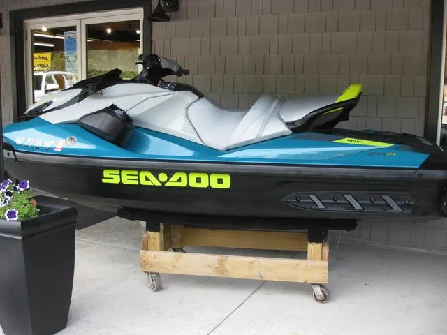 Slide: The Image of BRP GTI SE 130 29SA, with Sound System 2025 - 6