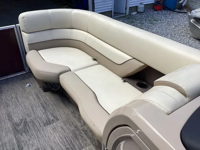 Slide: The Image of Godfrey Monaco 235 SFL 2021 - 16