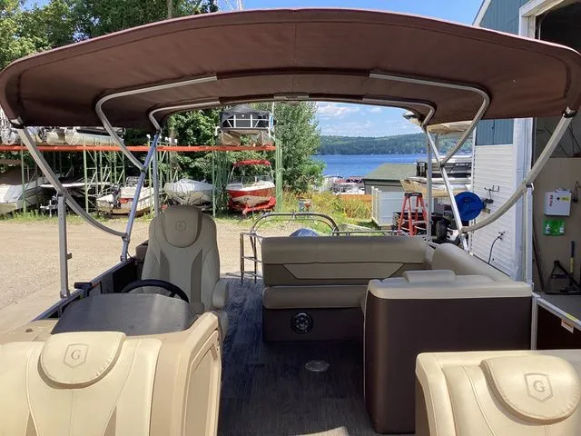 Slide: The Image of Godfrey Monaco 235 SFL 2021 - 2