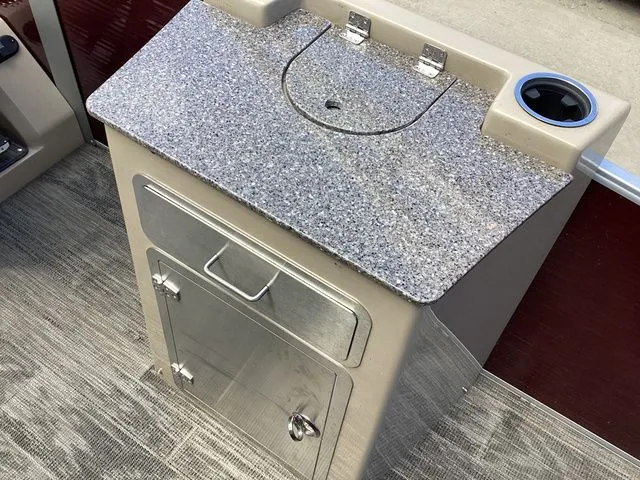 Slide: The Image of Godfrey Monaco 235 SFL 2021 - 25