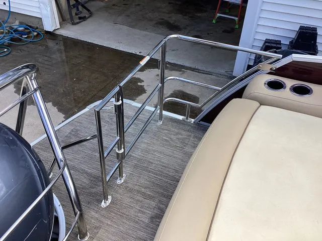 Slide: The Image of Godfrey Monaco 235 SFL 2021 - 3