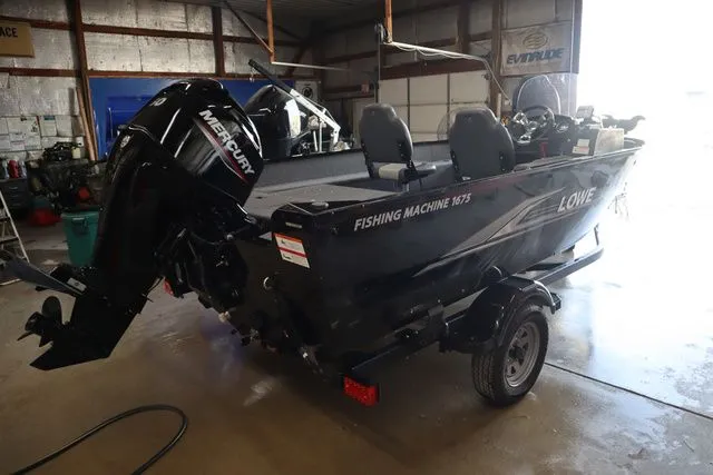 Slide: The Image of Lowe Fishing Machine 1675SC 2020 - 5