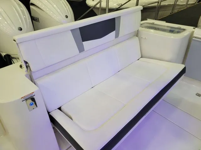 Slide: The Image of Robalo R360 Center Console 2026 - 6