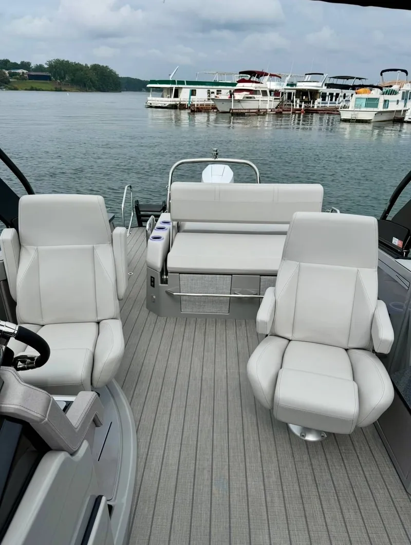 Slide: The Image of Balise 24L Horizon 2025 - 10