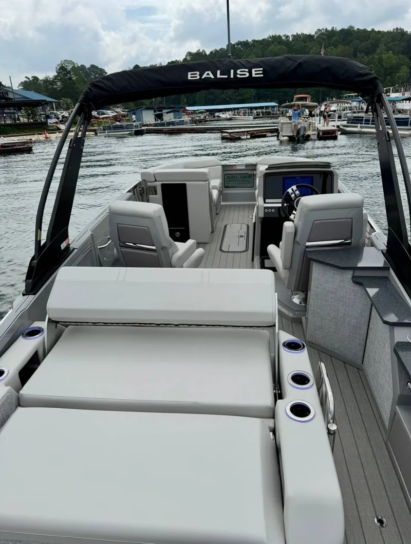 Slide: The Image of Balise 24L Horizon 2025 - 8