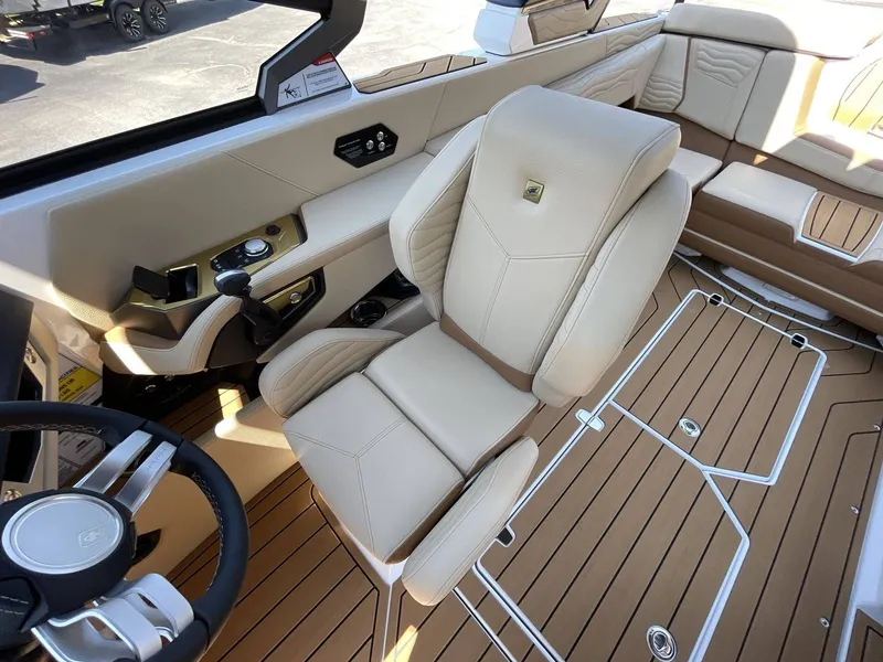 Slide: The Image of Nautique G23 2026 - 12