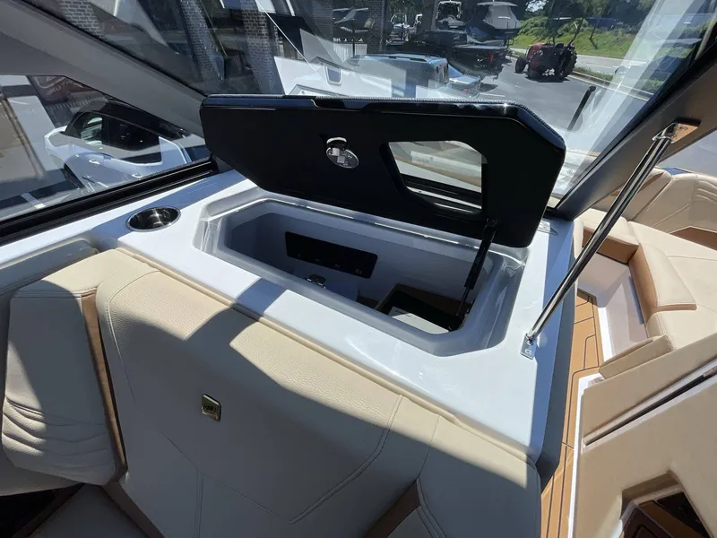 Slide: The Image of Nautique G23 2026 - 26