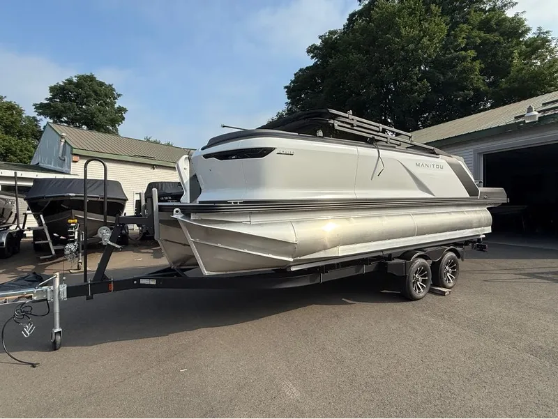 Slide: The Image of Manitou Cruise 20 Max Bench 2024 - 3