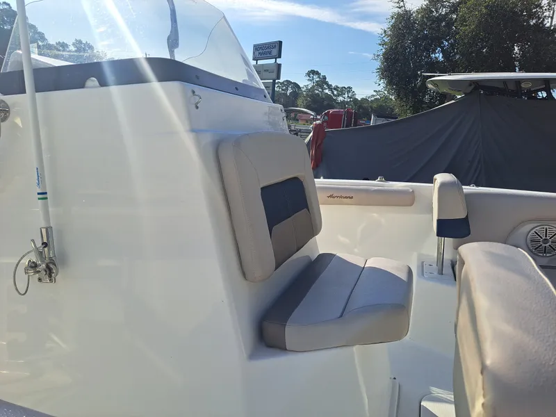 Slide: The Image of Hurricane Center Console CC 21 OB 2017 - 6