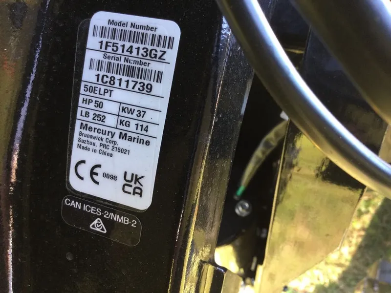 Slide: The Image of Tracker BASS CLASSICK BLK 50 2026 - 12