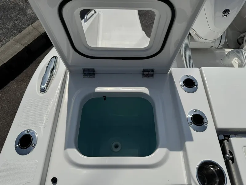 Slide: The Image of Pursuit S 358 Sport 2026 - 7