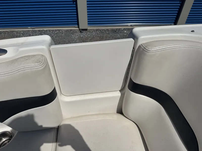 Slide: The Image of Chaparral Sunesta 263 2001 - 35