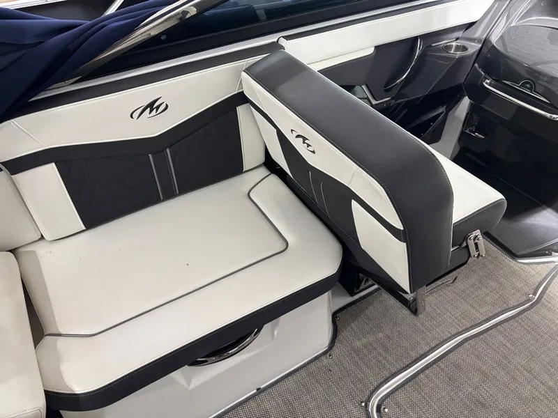 Slide: The Image of Monterey 278SS Super Sport 2018 - 3