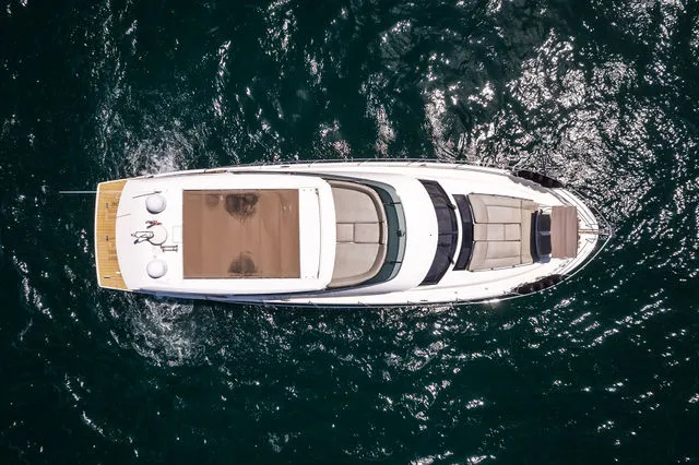 Slide: The Image of Prestige 550 2016 - 117