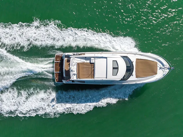 Slide: The Image of Prestige 550 2016 - 86