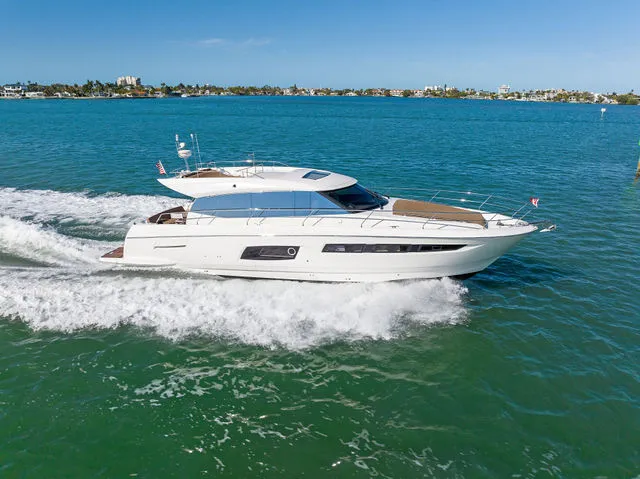 Slide: The Image of Prestige 550 2016 - 91