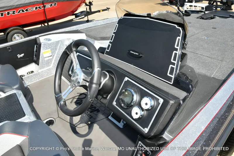 Slide: The Image of Ranger Z520 2026 - 7