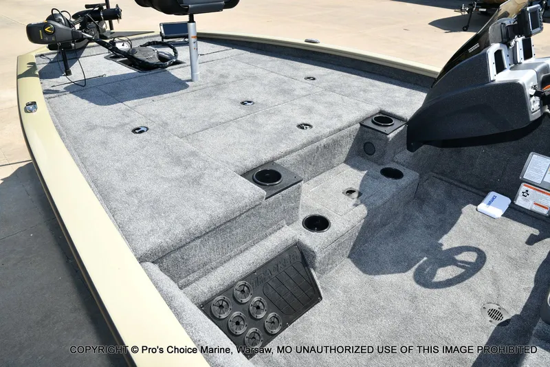 Slide: The Image of Tracker Pro Team 195 Tournament Edition 2026 - 13