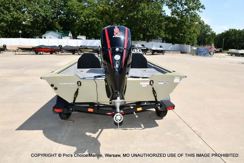 Slide: The Image of Tracker Pro Team 195 Tournament Edition 2026 - 19