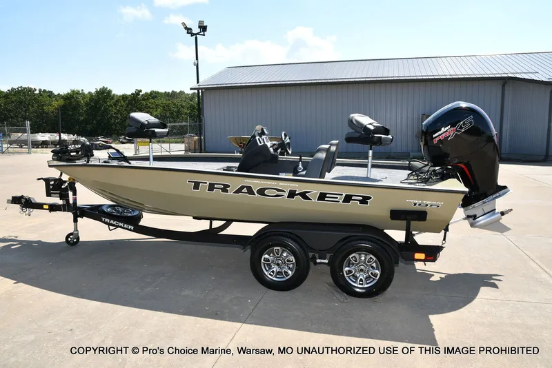 Slide: The Image of Tracker Pro Team 195 Tournament Edition 2026 - 21