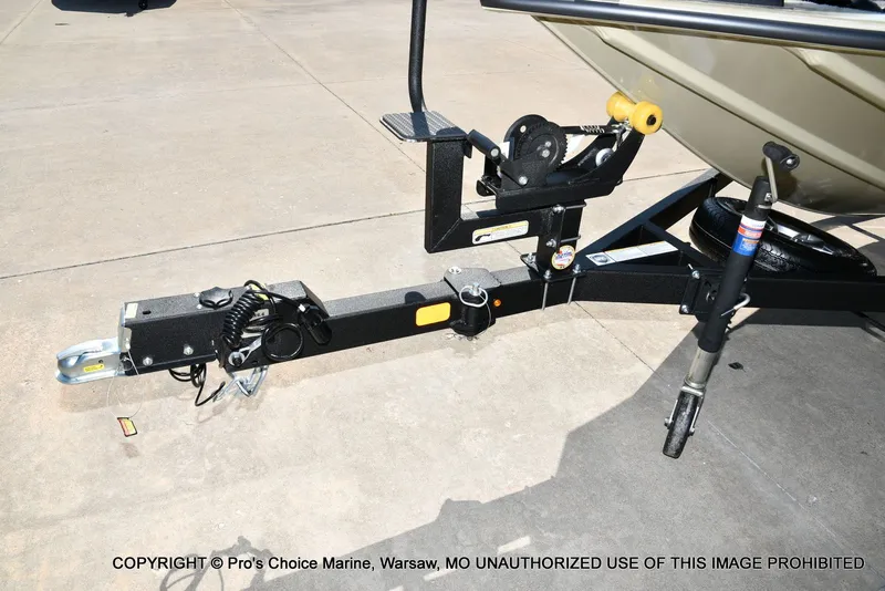 Slide: The Image of Tracker Pro Team 195 Tournament Edition 2026 - 26