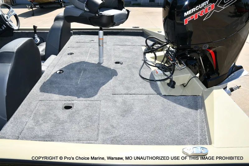 Slide: The Image of Tracker Pro Team 195 Tournament Edition 2026 - 33