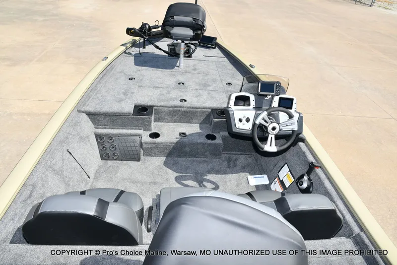 Slide: The Image of Tracker Pro Team 195 Tournament Edition 2026 - 34