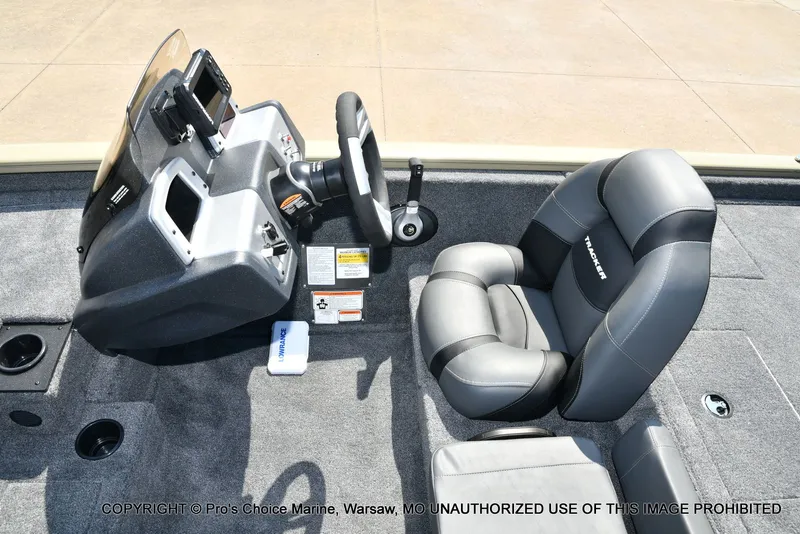 Slide: The Image of Tracker Pro Team 195 Tournament Edition 2026 - 37