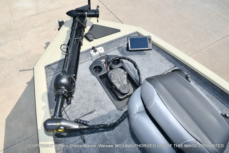 Slide: The Image of Tracker Pro Team 195 Tournament Edition 2026 - 41