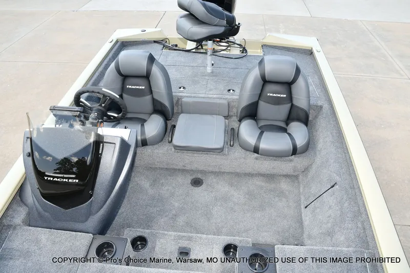 Slide: The Image of Tracker Pro Team 195 Tournament Edition 2026 - 44