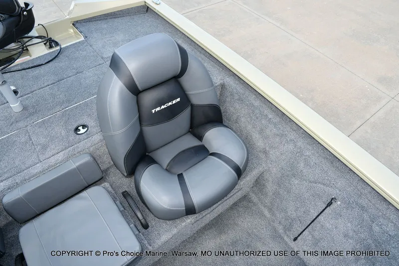 Slide: The Image of Tracker Pro Team 195 Tournament Edition 2026 - 47