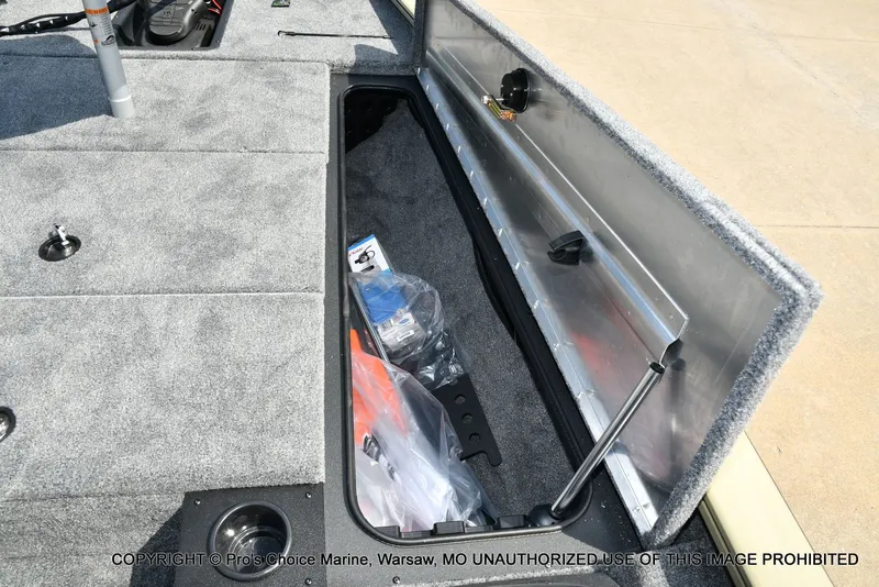 Slide: The Image of Tracker Pro Team 195 Tournament Edition 2026 - 58