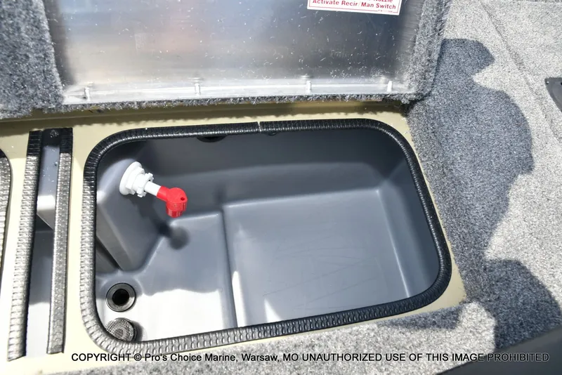 Slide: The Image of Tracker Pro Team 195 Tournament Edition 2026 - 61