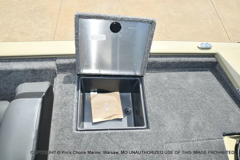 Slide: The Image of Tracker Pro Team 195 Tournament Edition 2026 - 62