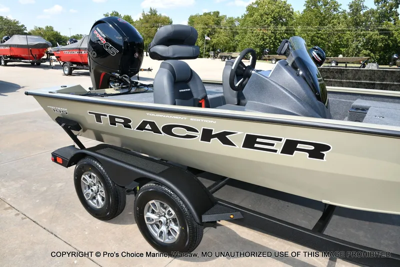 Slide: The Image of Tracker Pro Team 195 Tournament Edition 2026 - 78