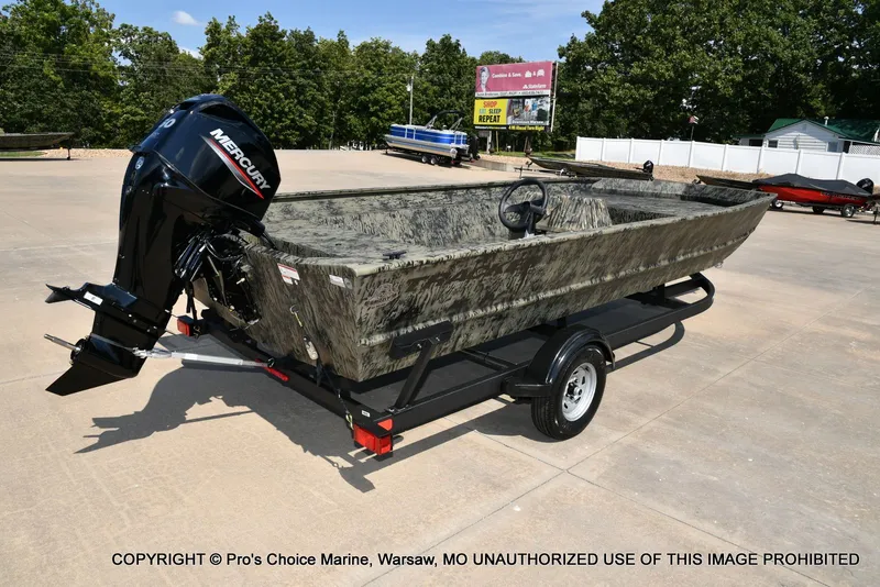 Slide: The Image of Tracker Grizzly 2072 Side Console Utility Jon w/60HP Mercury 4 Stroke 2026 - 3