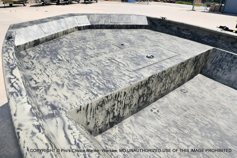 Slide: The Image of Tracker Grizzly 2072 Side Console Utility Jon w/60HP Mercury 4 Stroke 2026 - 32