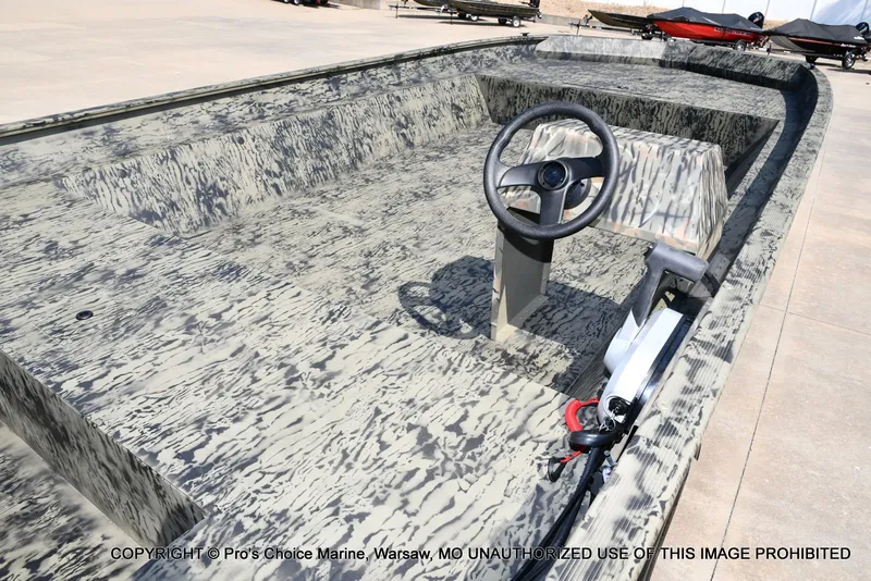 Slide: The Image of Tracker Grizzly 2072 Side Console Utility Jon w/60HP Mercury 4 Stroke 2026 - 5