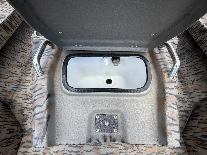 Slide: The Image of Xpress Hyper-Lift Bay Series H20 Bay 2026 - 6