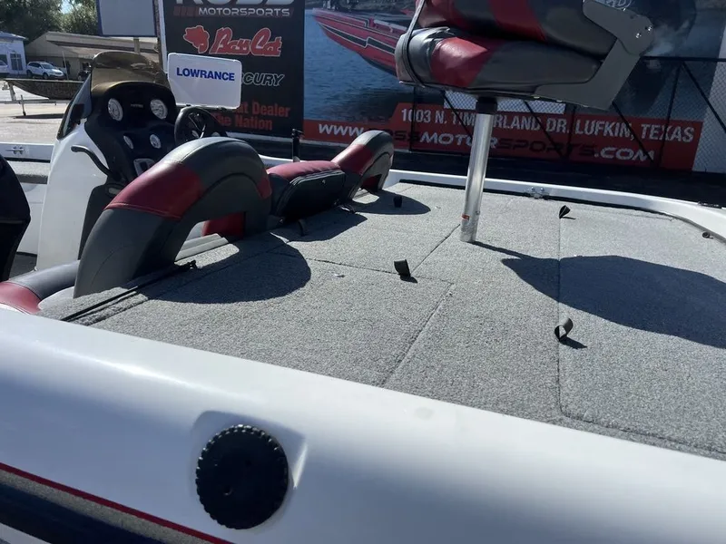 Slide: The Image of Tracker Nitro NX882 2005 - 11