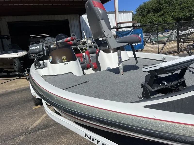 Slide: The Image of Tracker Nitro NX882 2005 - 27