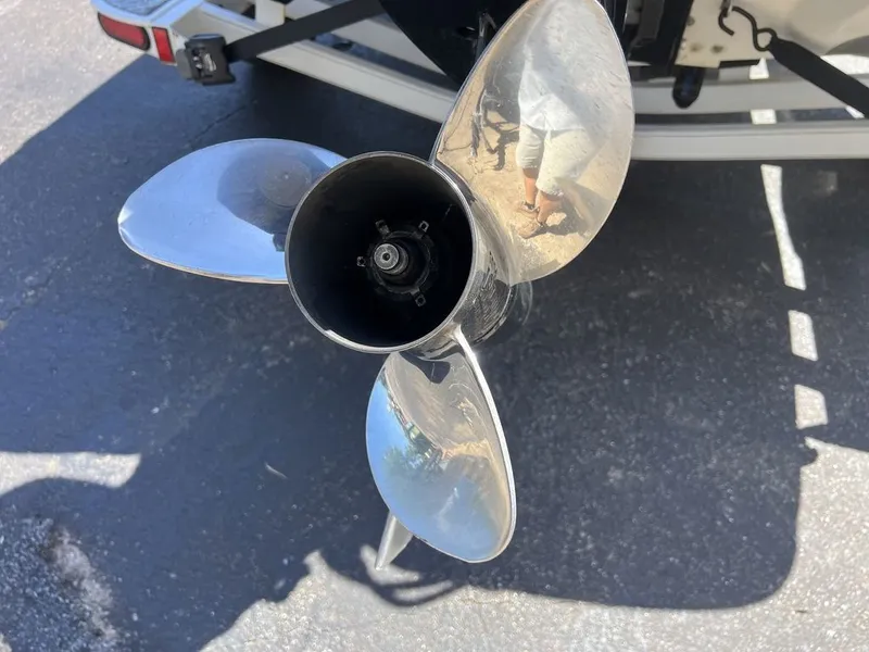 Slide: The Image of Tracker Nitro NX882 2005 - 35