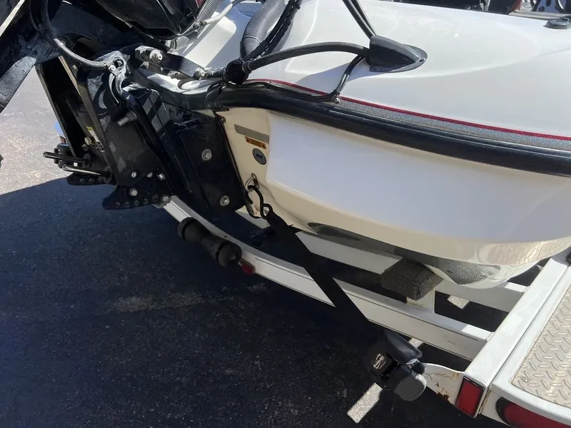 Slide: The Image of Tracker Nitro NX882 2005 - 39