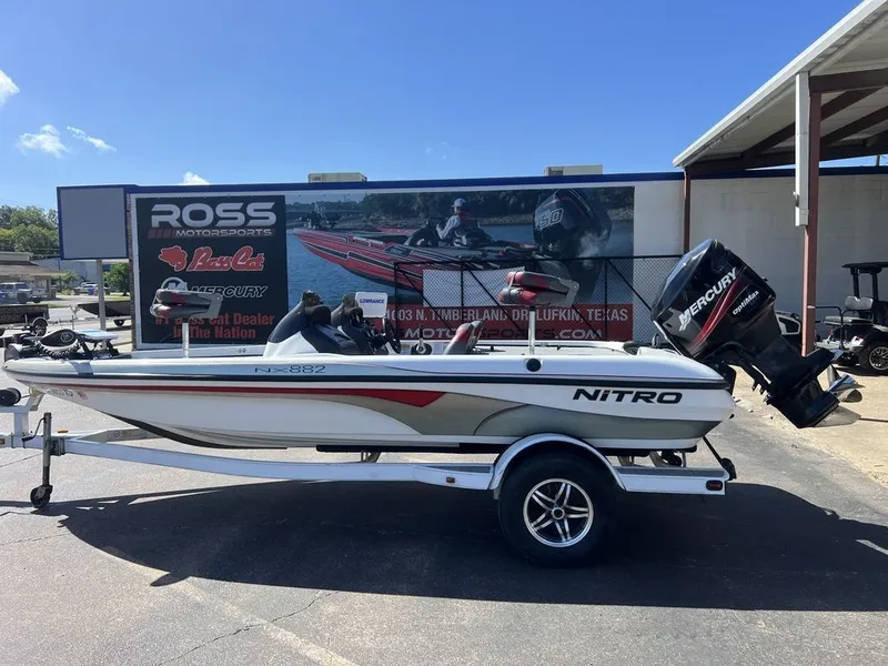 Slide: The Image of Tracker Nitro NX882 2005 - 4