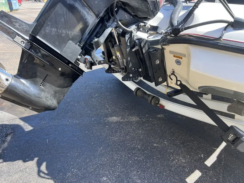 Slide: The Image of Tracker Nitro NX882 2005 - 40